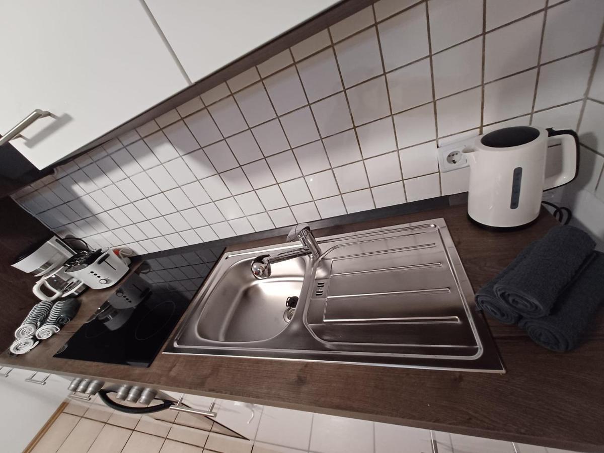 Ferienwohnung Neli Am Rhein Rheinbrohl Buitenkant foto