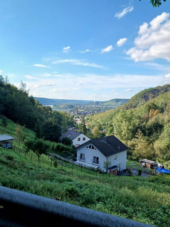 Ferienwohnung Neli Am Rhein Rheinbrohl Buitenkant foto