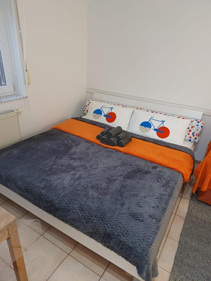 Ferienwohnung Neli Am Rhein Rheinbrohl Buitenkant foto