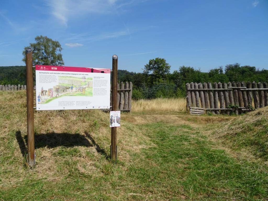 Ferienwohnung Neli Am Rhein Rheinbrohl Buitenkant foto