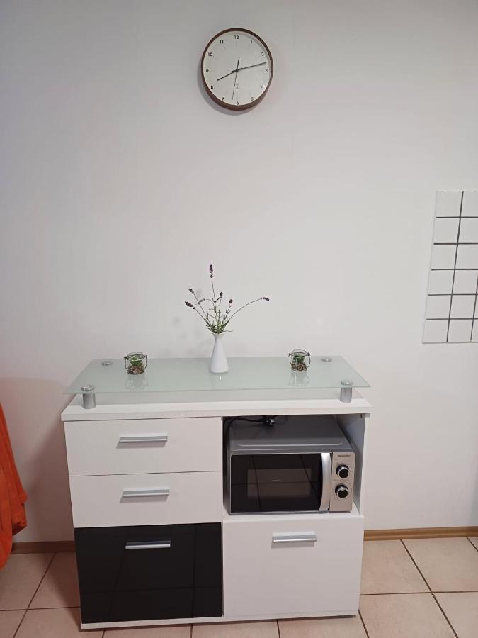 Ferienwohnung Neli Am Rhein Rheinbrohl Buitenkant foto